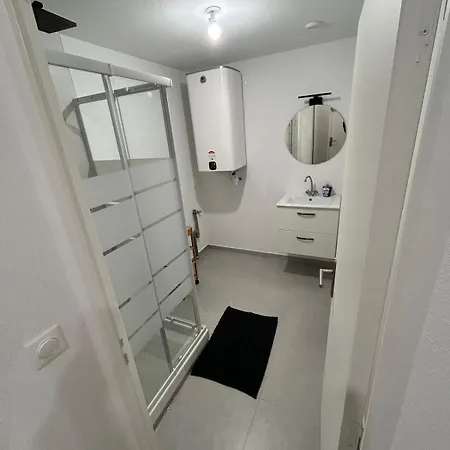 Renove Comfortable Apartamento Mulhouse