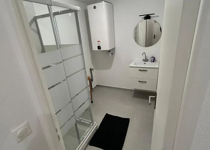 Renove Comfortable Apartamento Mulhouse